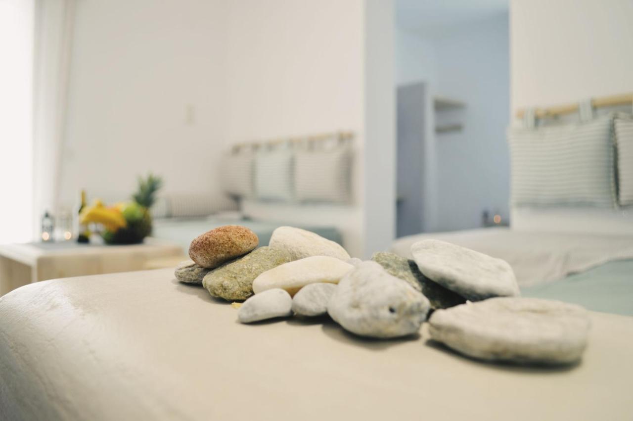 Blue Heart Luxury Suites Naxos City Extérieur photo
