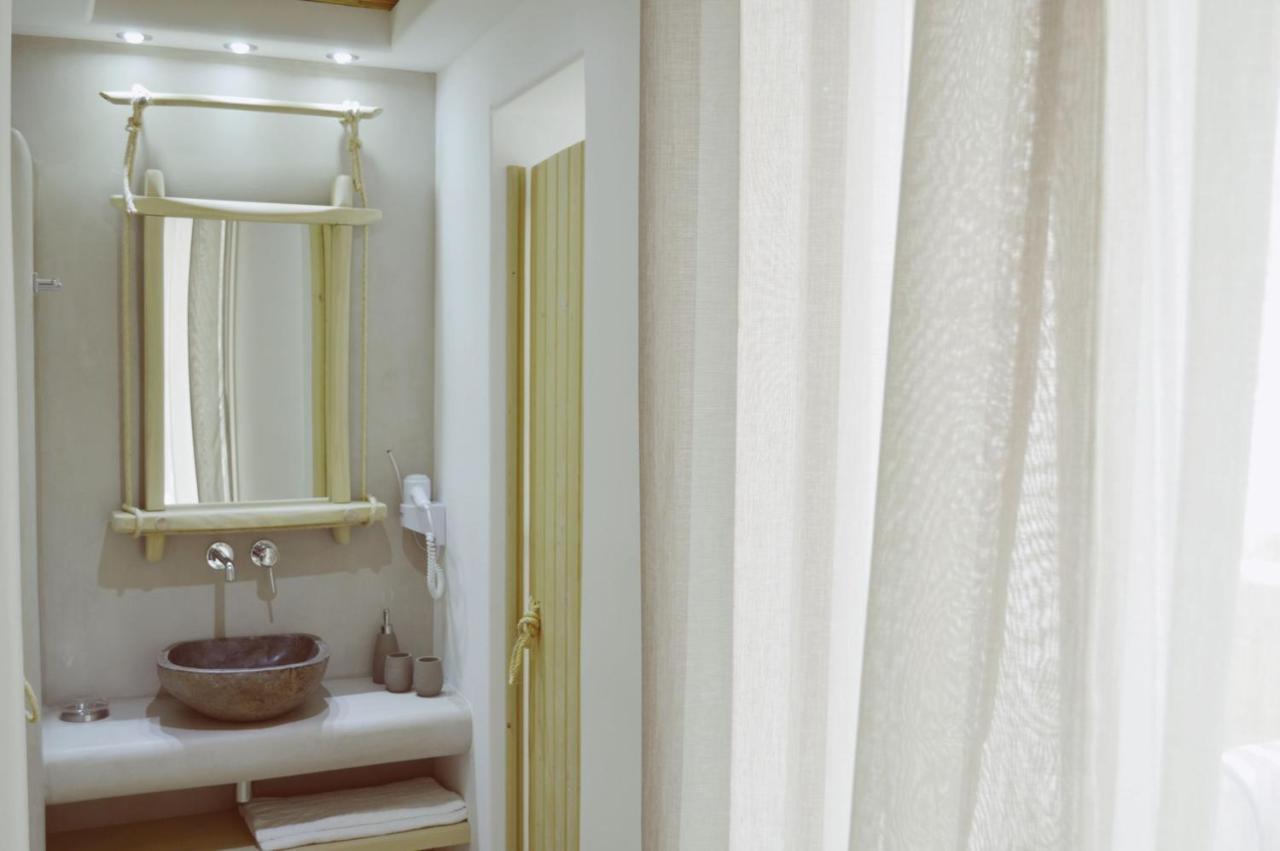 Blue Heart Luxury Suites Naxos City Extérieur photo