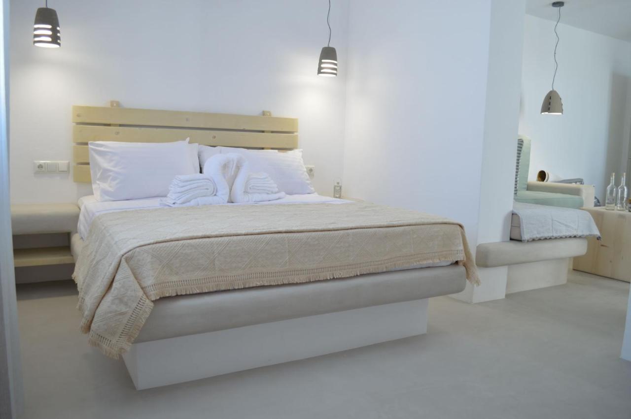Blue Heart Luxury Suites Naxos City Extérieur photo