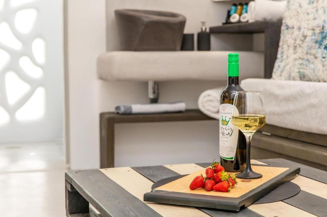 Blue Heart Luxury Suites Naxos City Extérieur photo