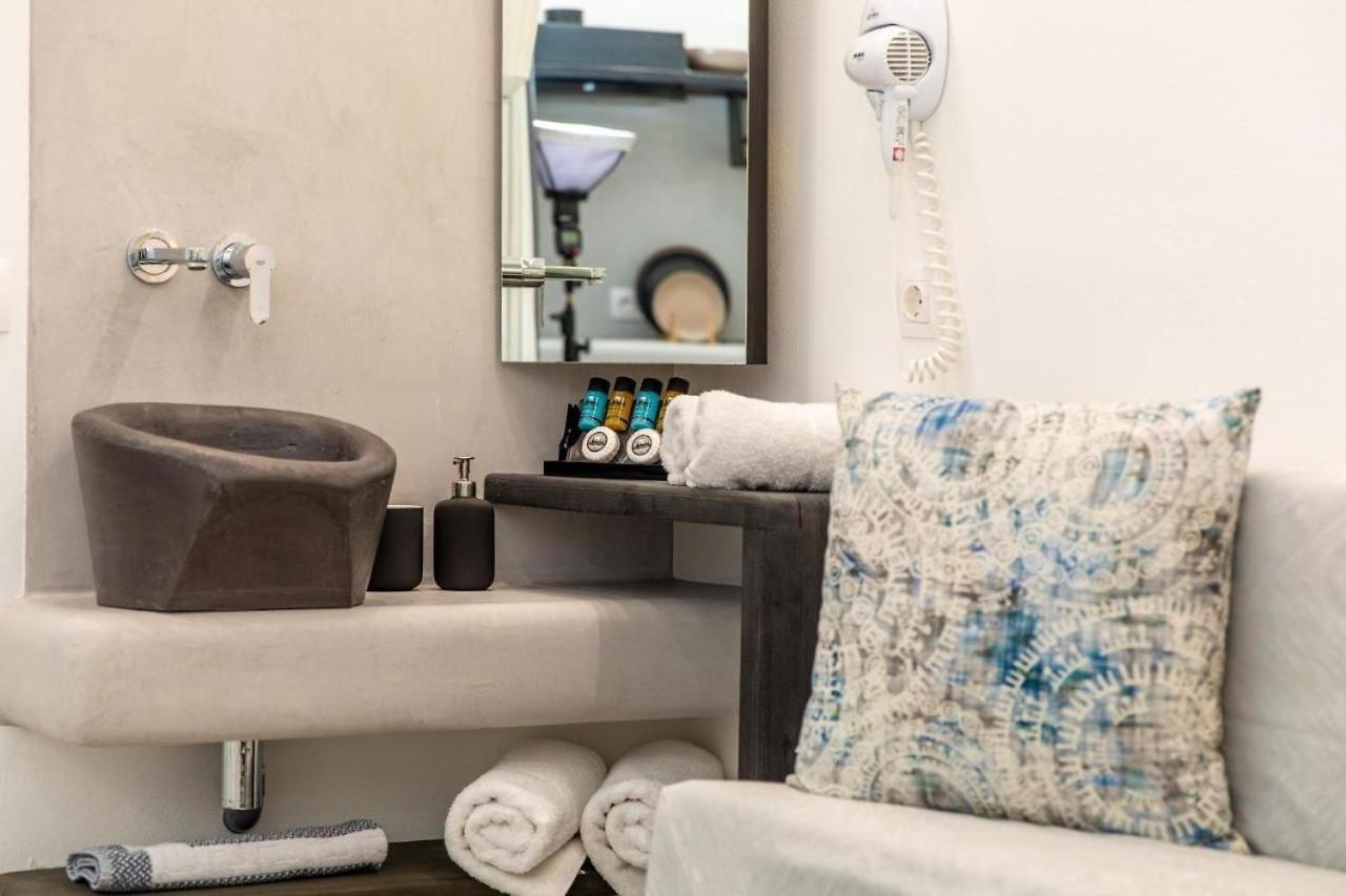 Blue Heart Luxury Suites Naxos City Extérieur photo