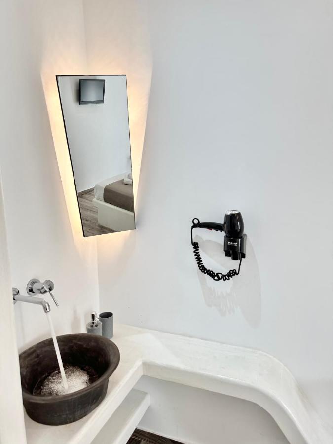 Blue Heart Luxury Suites Naxos City Extérieur photo