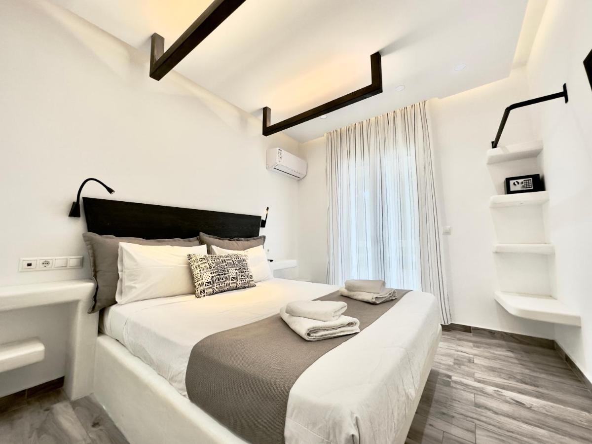 Blue Heart Luxury Suites Naxos City Extérieur photo